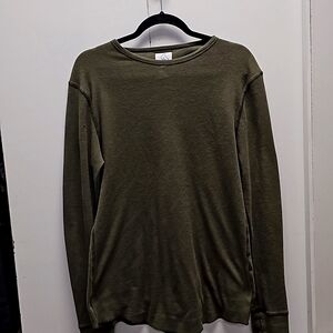 Dark green, kuwallatee long sleeve, Medium